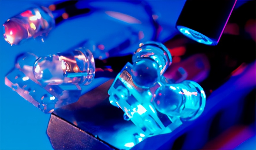 LED紫外線手電筒光固化在醫療領域的妙用，可解決什么問題